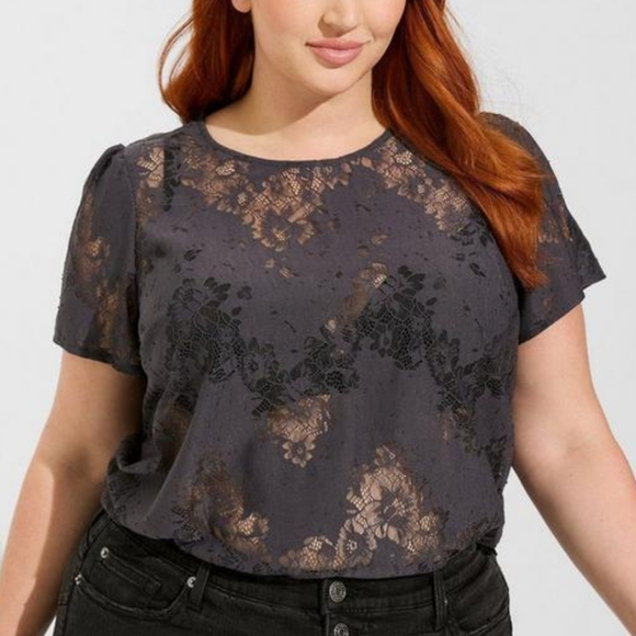 🆕 Torrid NWT Plus 0 0X Gray Abbey Lace Babydoll Top Blouse Shirt NEW - Picture 6 of 7
